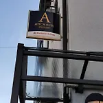 Akteon Otel *